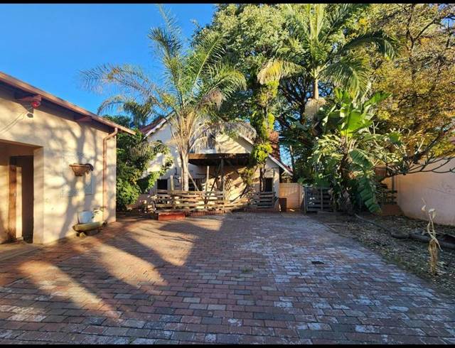 3 BEDROOM HOUSE FOR SALE IN MOUNTAIN VIEW